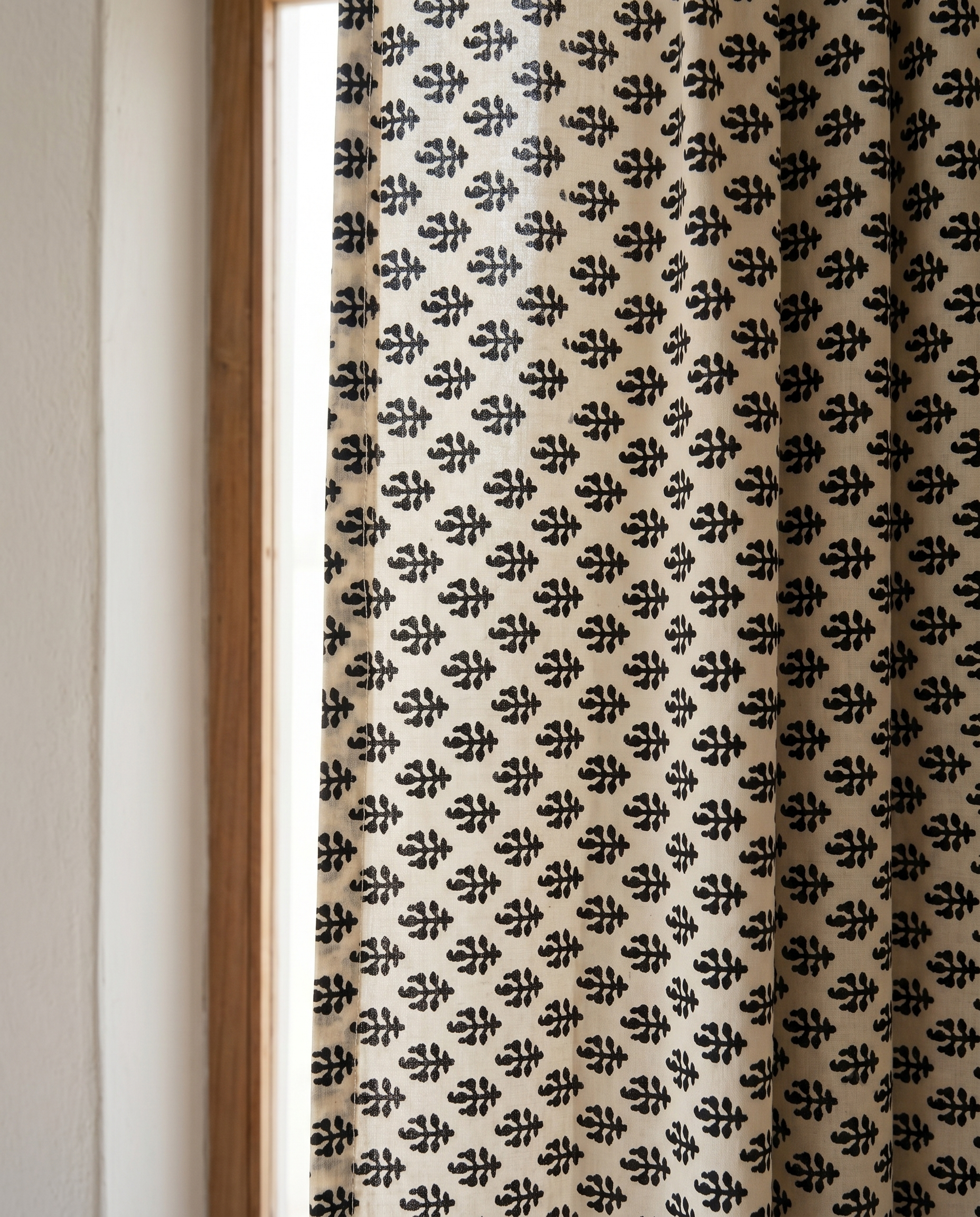 Bagru Daboo Block Print Cotton Fabric – Ivory & Black Buti